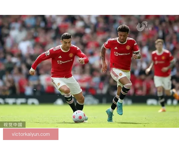 C罗世界杯帽子戏法表现稳健，成为赛事焦点焦点